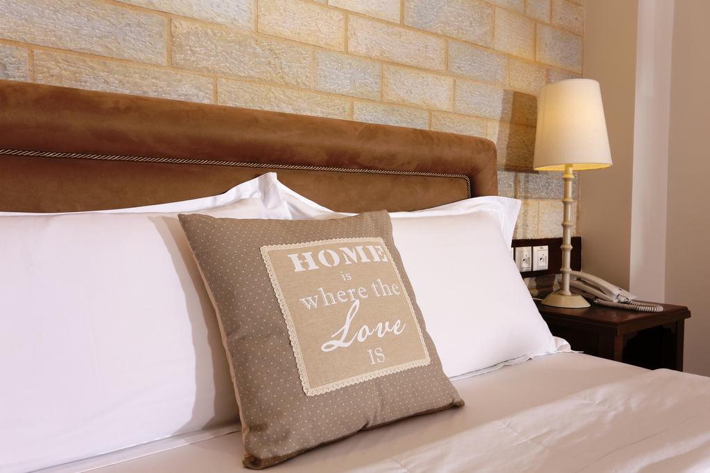 Gamila Rocks Mountain Hotel อาริสตี ห้อง รูปภาพ